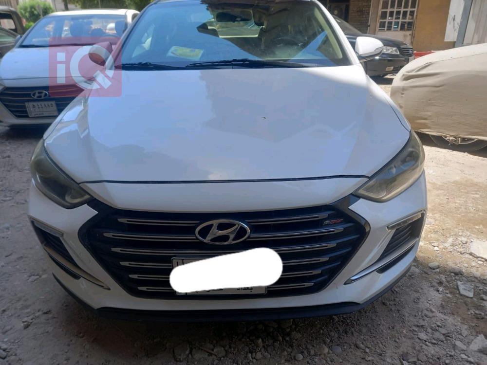 هیوندای ئەلەنترا
